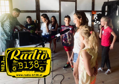 Kinder lernen Radio - mit B138